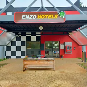 Enzo 1er Prix Hotel